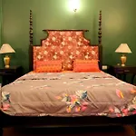 Heritage Home In Central Kolkata